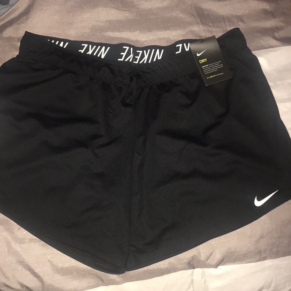 New Black nike shorts